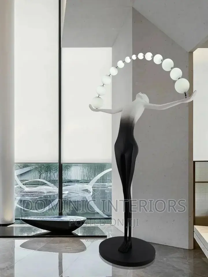 Humanoid Sculpture