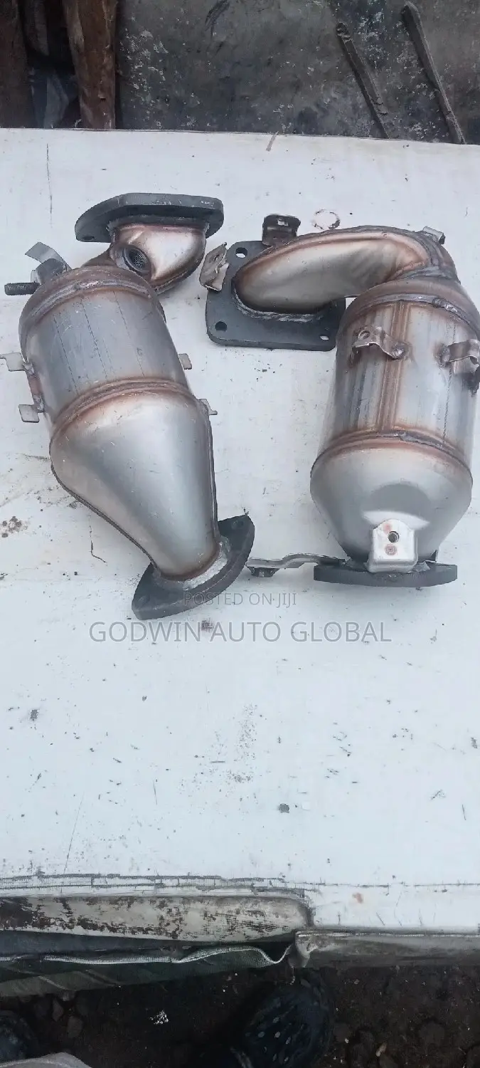 Catalyst Converter Lexus 350 Direct New One
