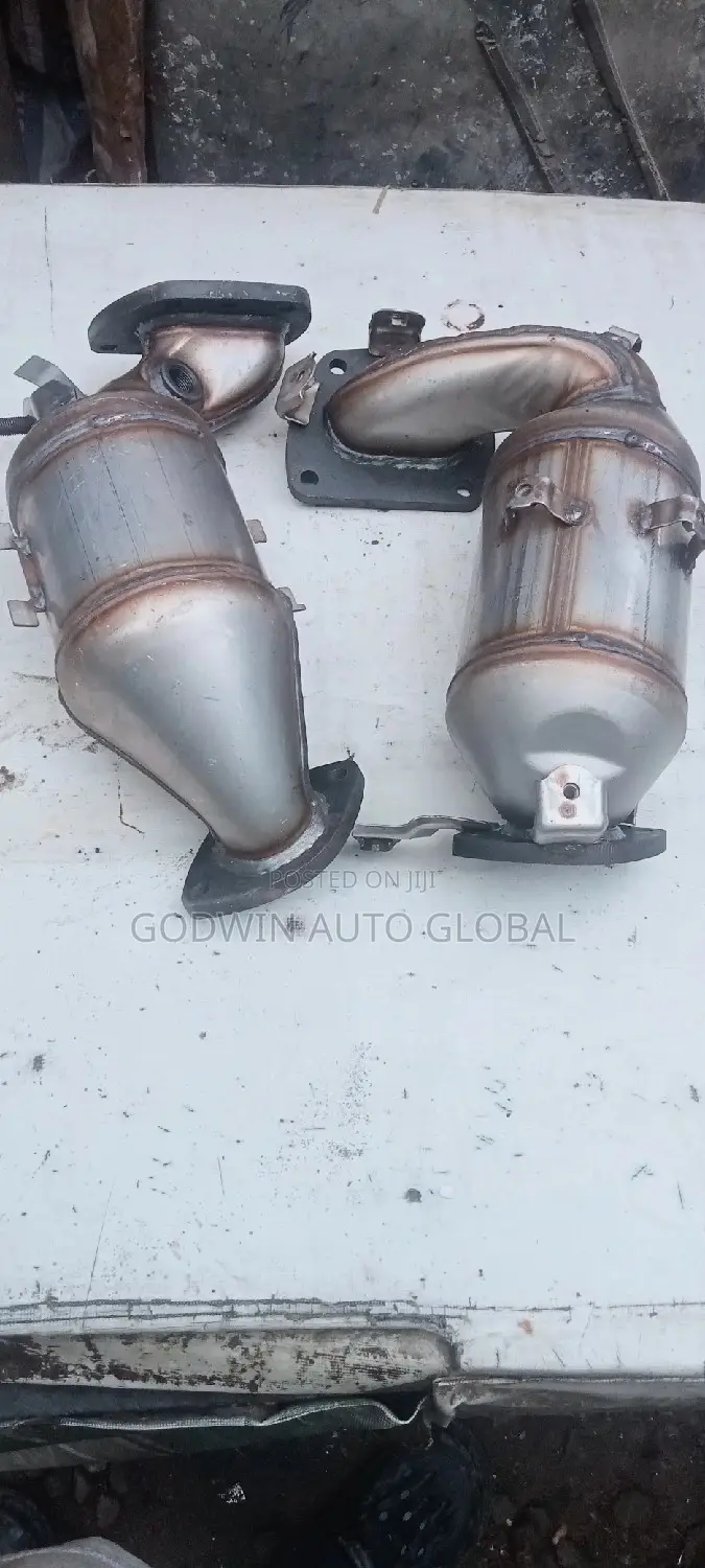 Catalyst Converter Lexus 350 Direct New One