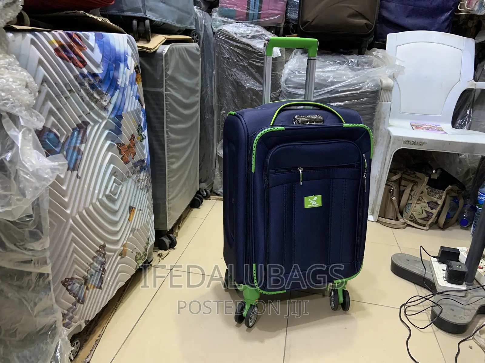 Small Size Star Express Hand Luggage With Detachable Wheels
