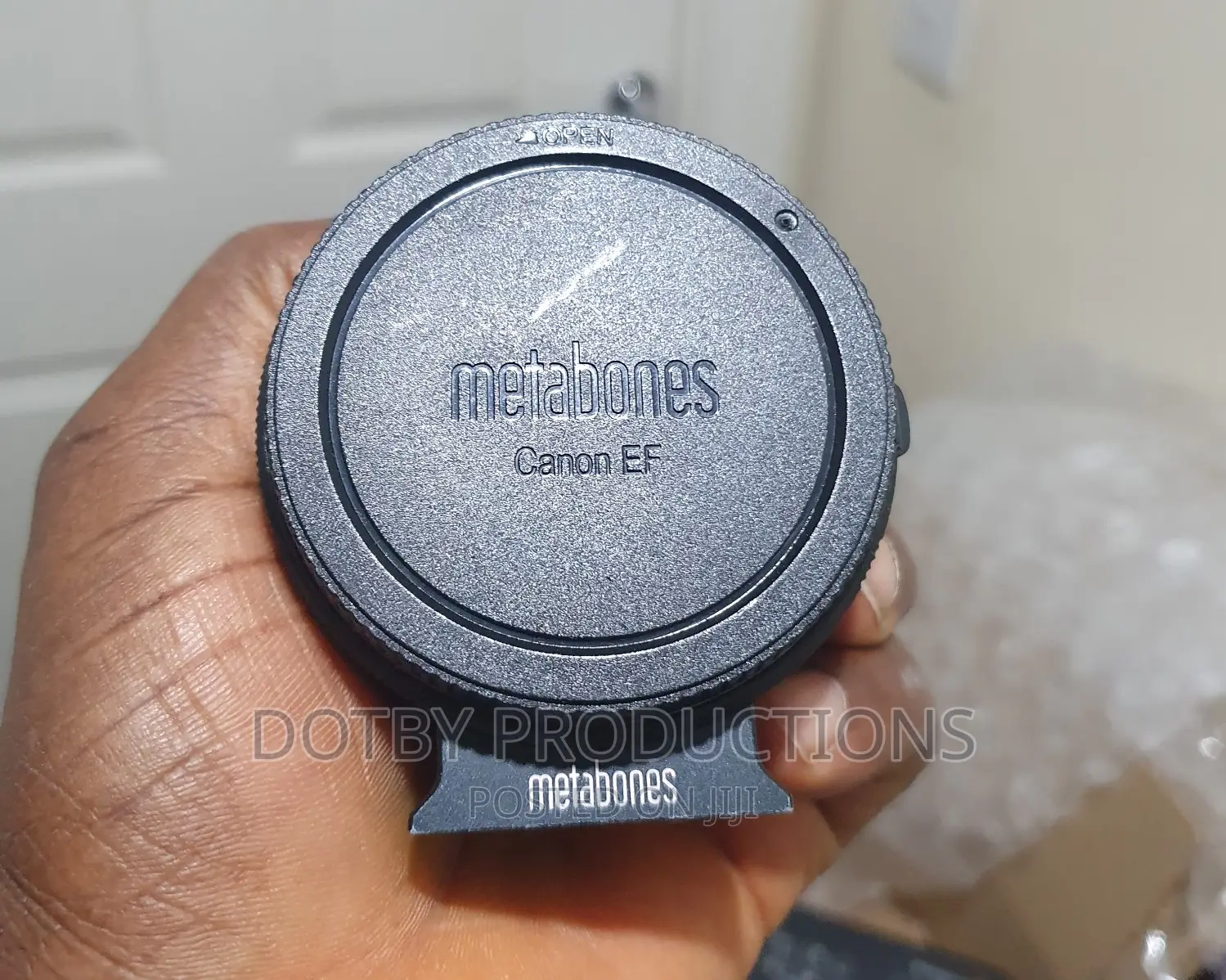 EF - FE Lens Adapter. Canon Lenses to Be Used on Sony Bodies