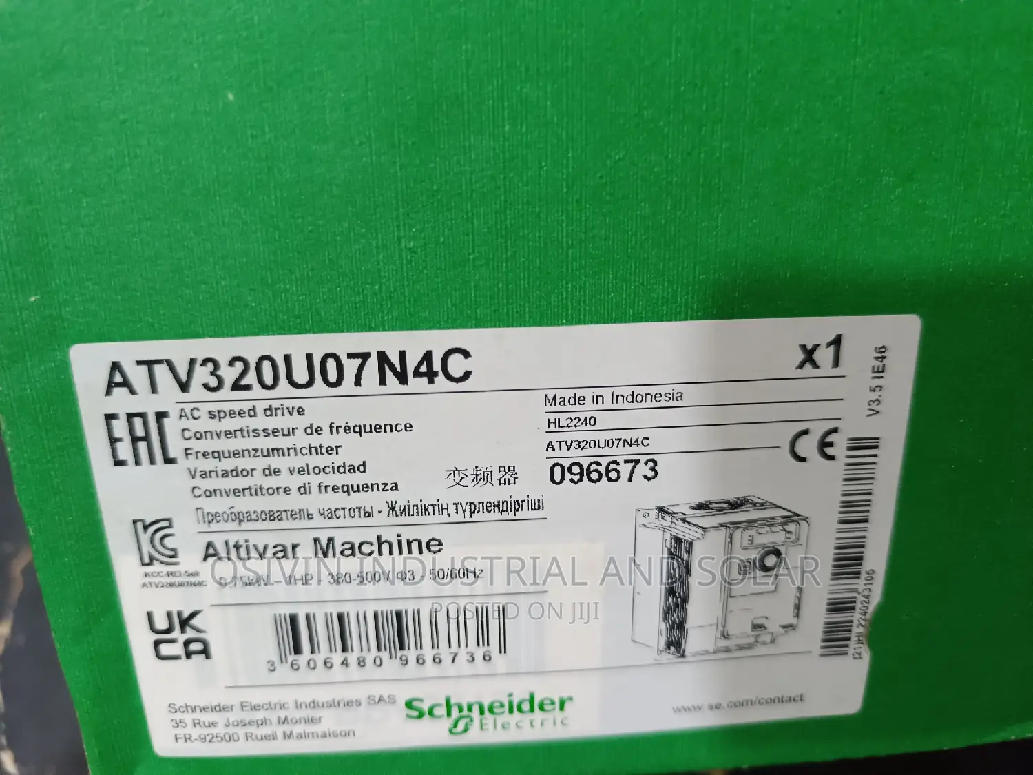 Atv320u07n4c Schneider Speed Drive 0.75kwh 3phase