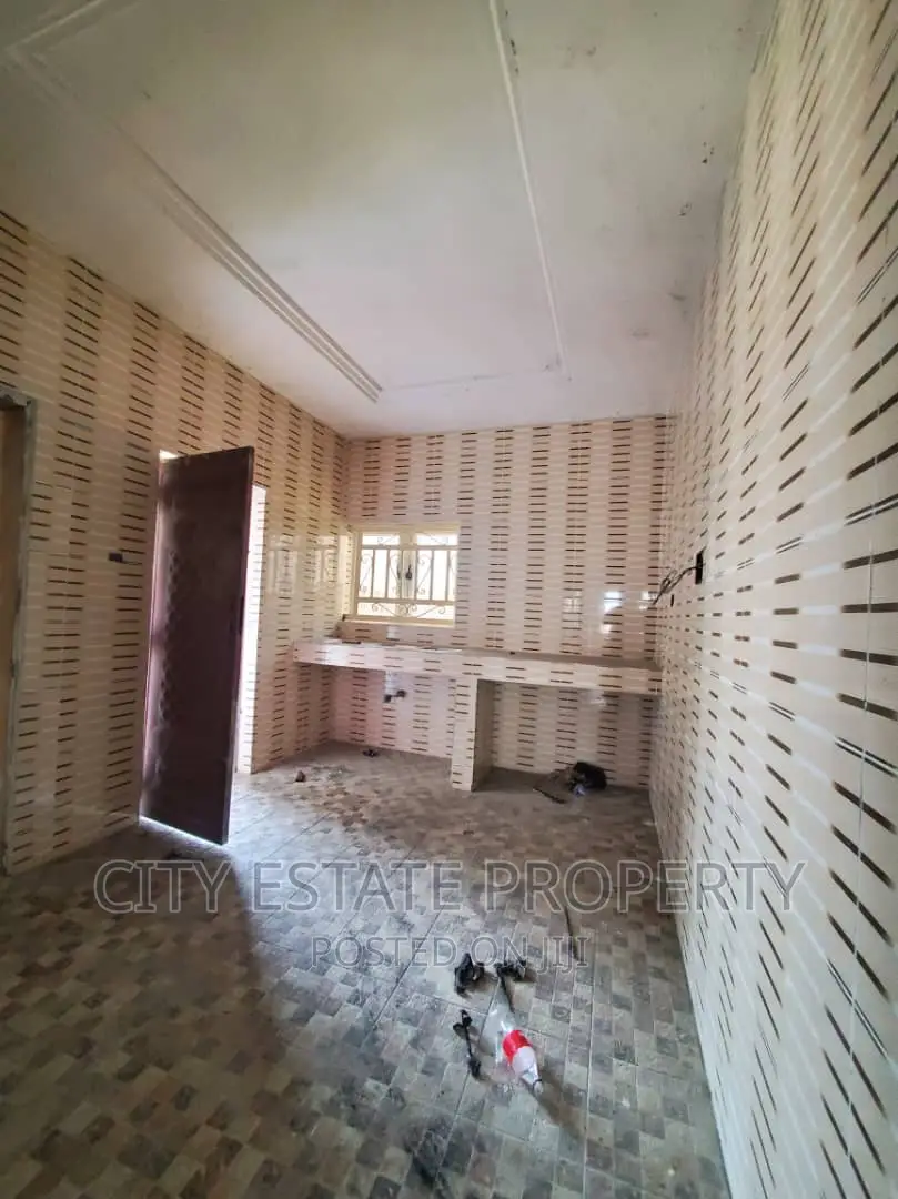 Furnished 2bdrm Block of Flats in City Estates, Port-Harcourt for rent