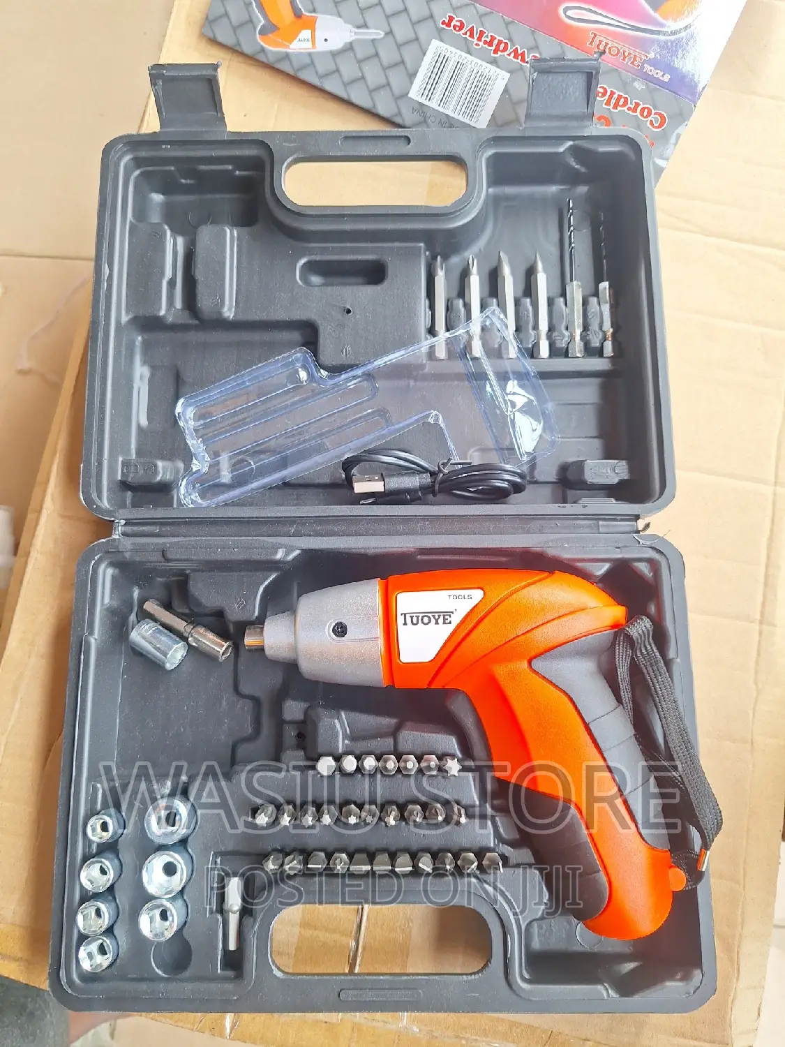 45pcs Cordless Rechargeable Screwdriver Set
