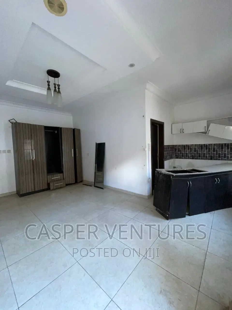 Studio Apartment in Chevy View, Chevron for rent