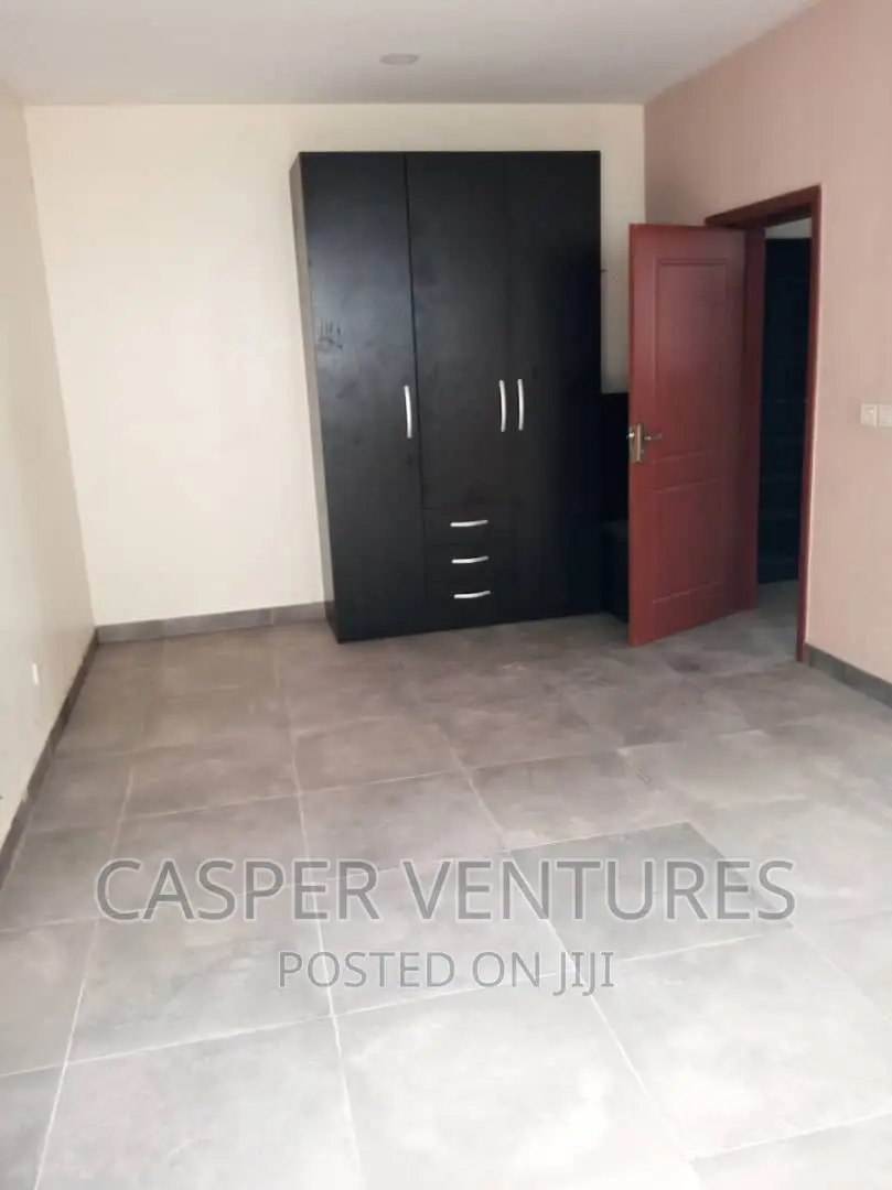 1bdrm Room & Parlour in Igboefon for rent