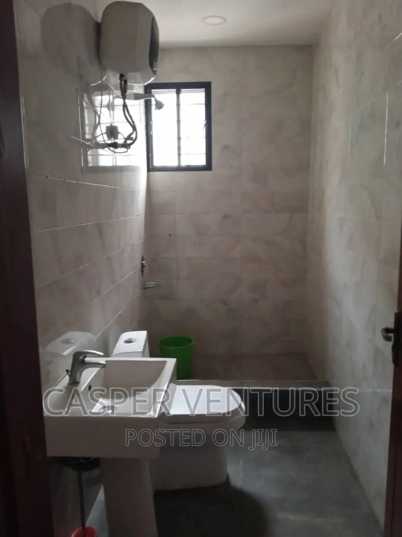 1bdrm Room & Parlour in Igboefon for rent