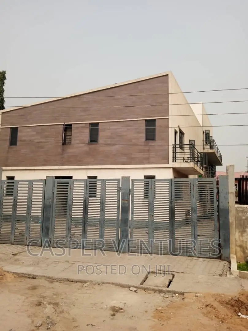 1bdrm Room & Parlour in Igboefon for rent