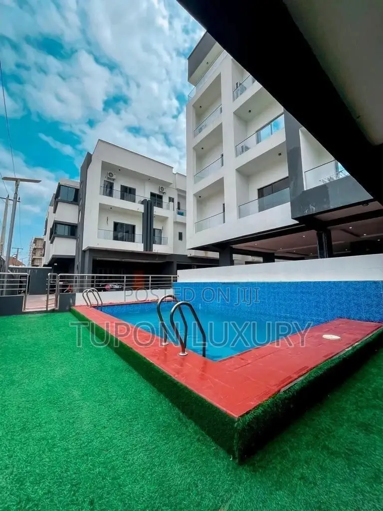 Luxury 1bedroom Apartment With Pool in Ikate