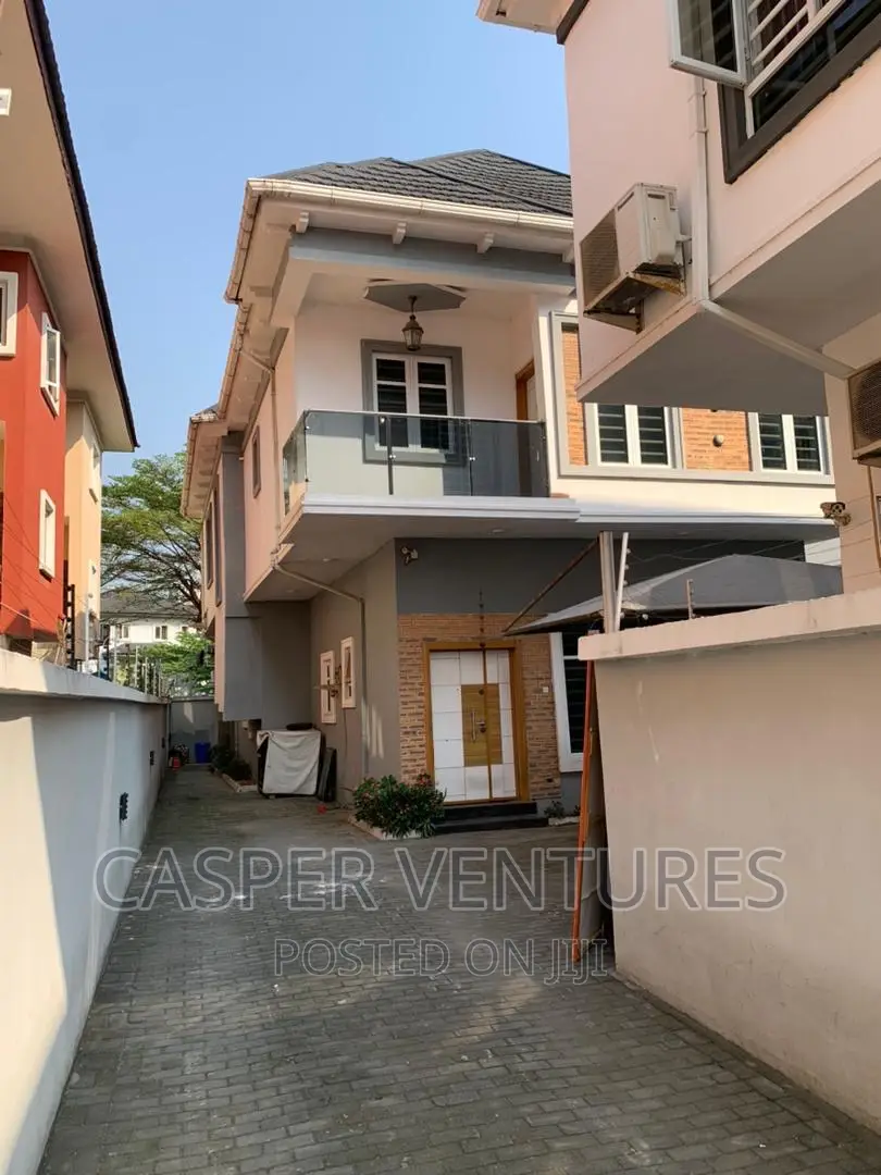 4bdrm Duplex in Osapa for rent