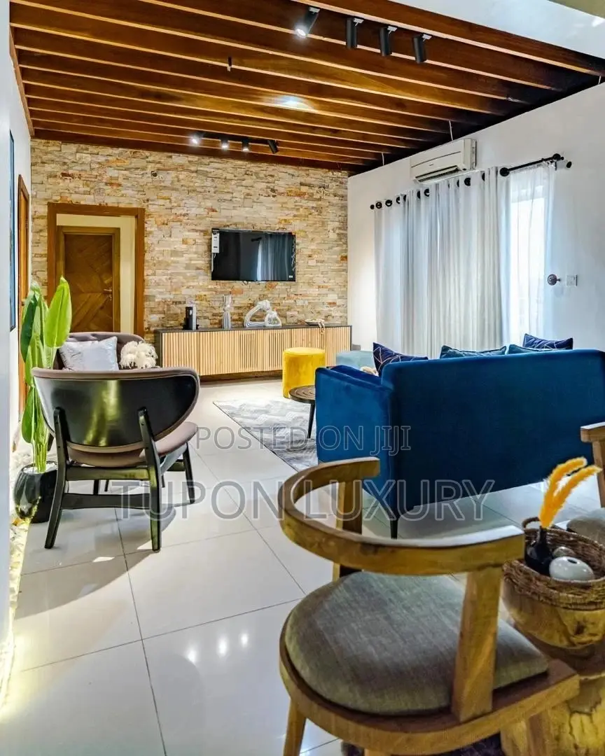 Luxury 3 Bedroom Loft in Lekki Phase 1