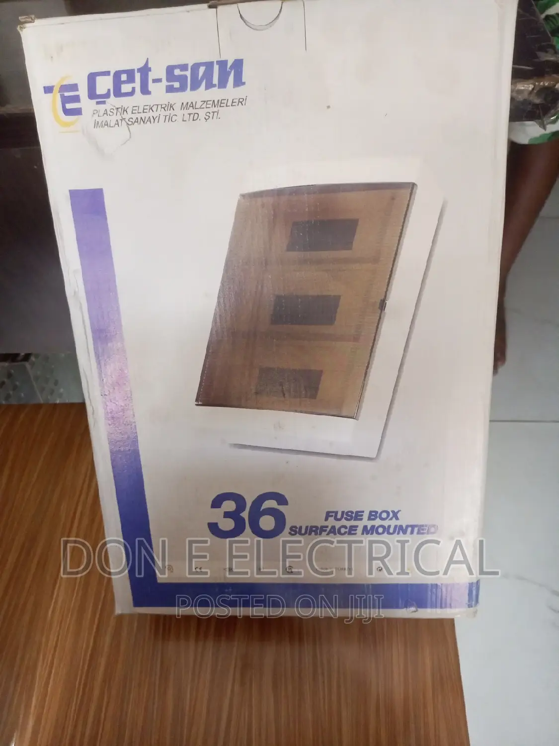 36 Ways Surface Mounted Fuse Box