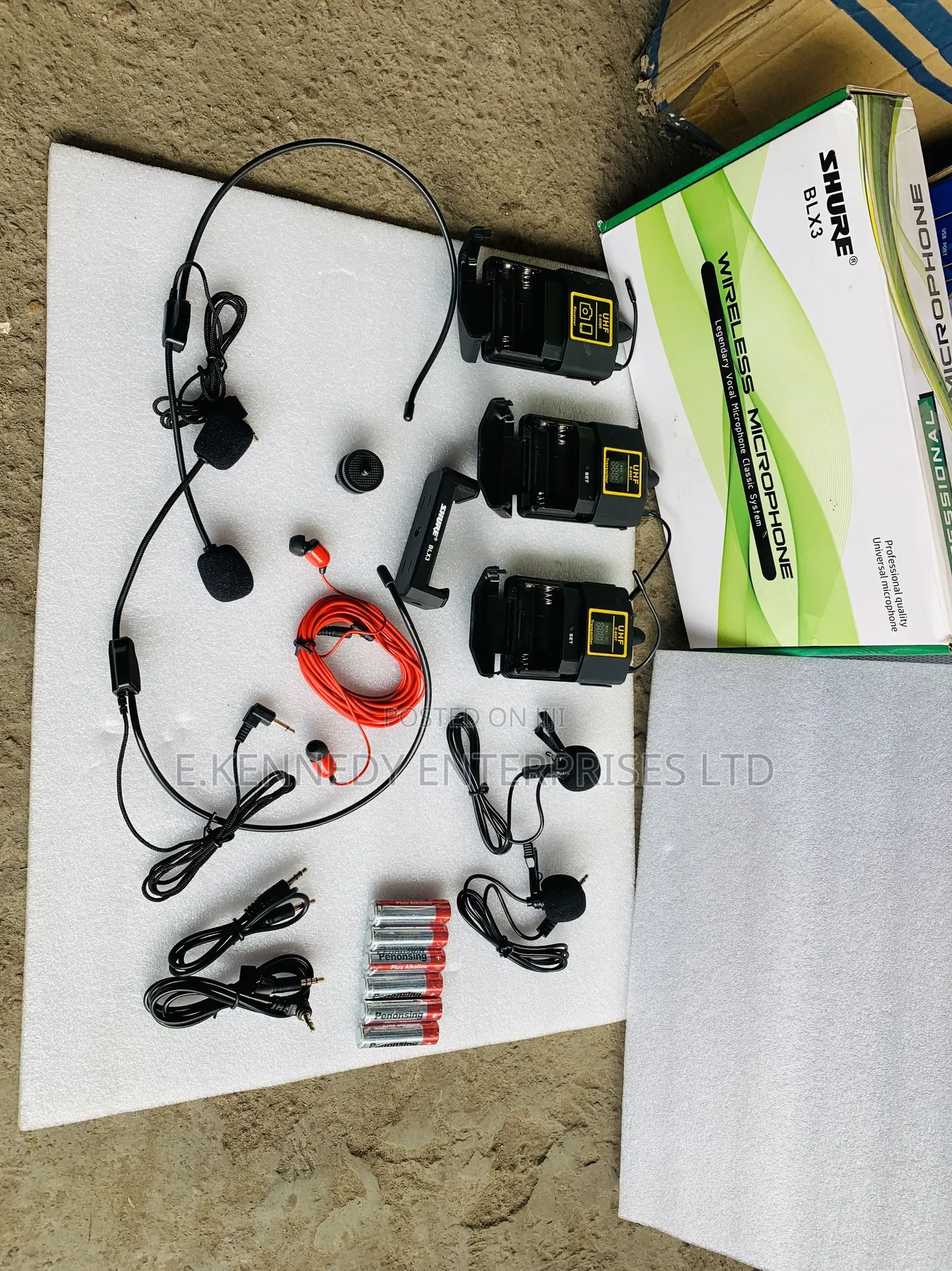 Shure BLX3 Wireless Lapel Camera Microphone Earphone(4in1)