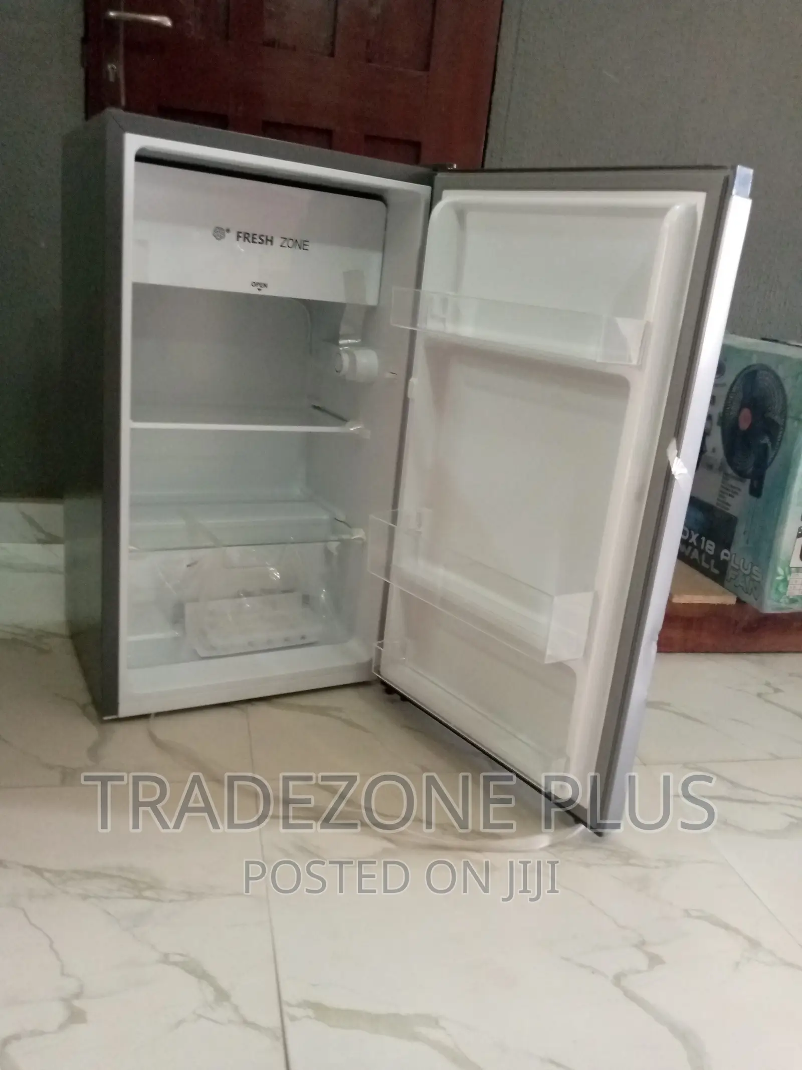 Brand New 90L Hisense Single Door Refrigera-Ref093dr