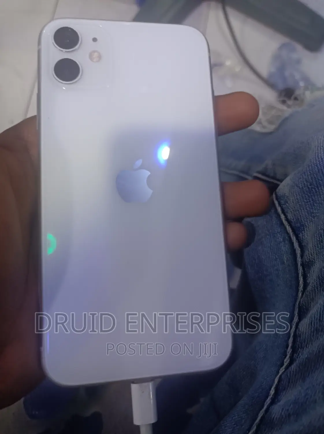 Apple iPhone 11 64 GB White