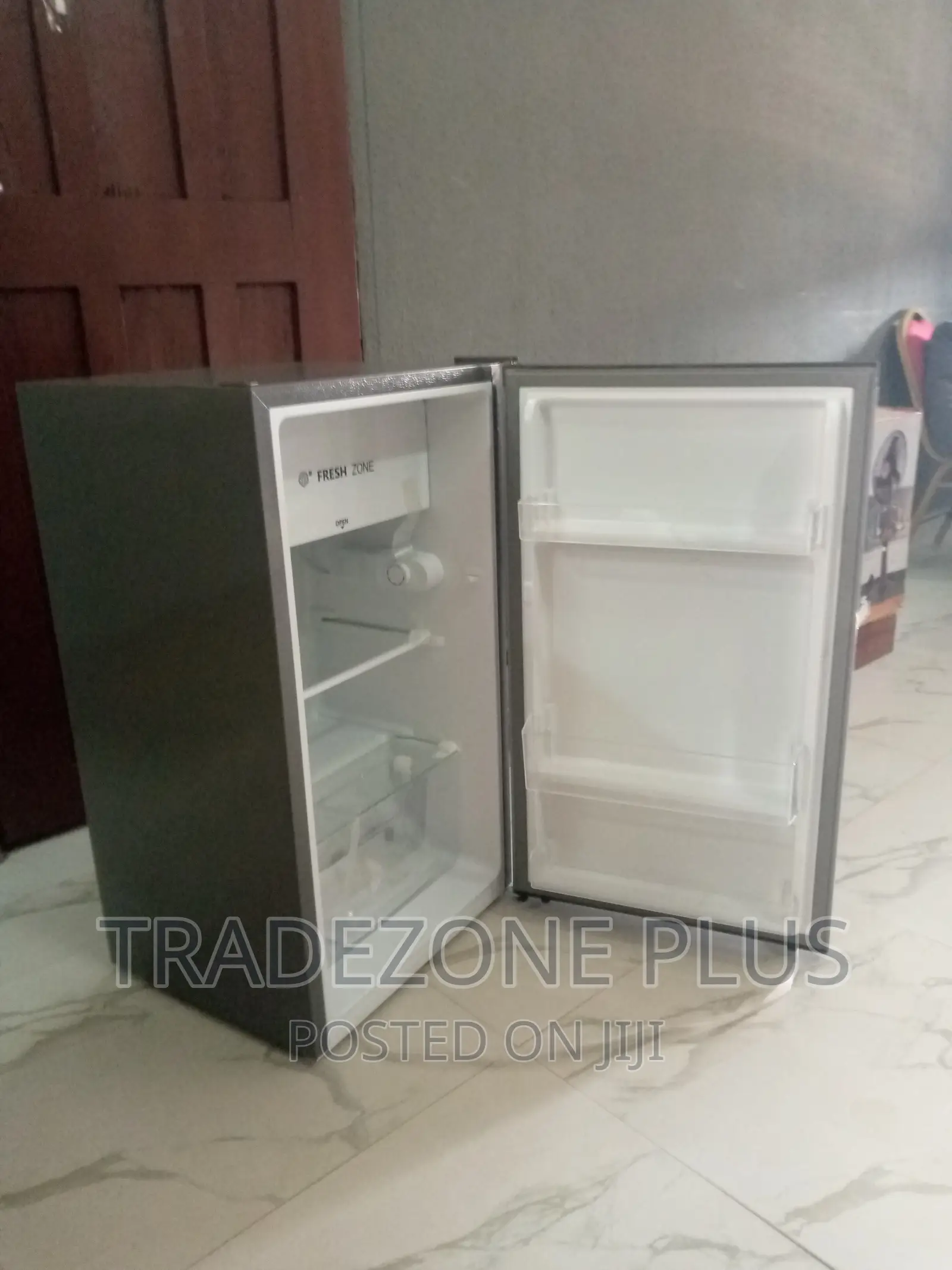 Affordable Hisense 90L Single Door Refrigerator-Ref093dr