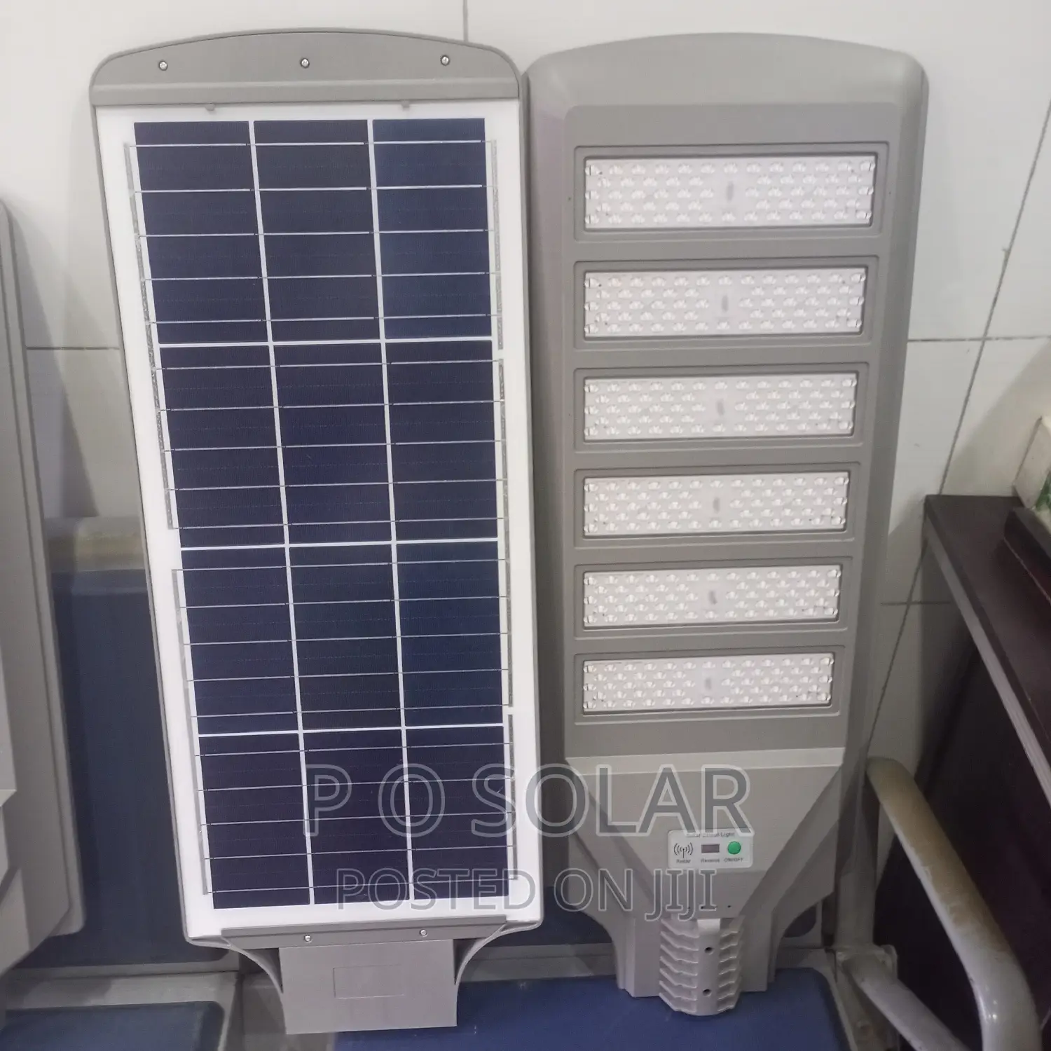 P O St 6 All in One Solar Street Light