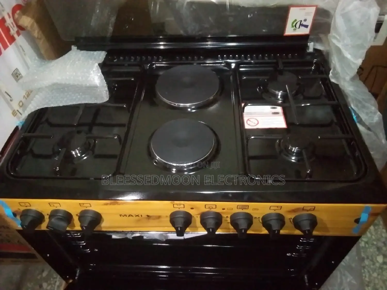 Maxi Wood Color Standing Cooker