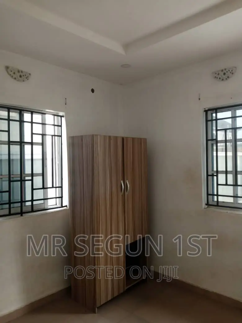1bdrm Bungalow in Oke Ibukun  Estate, Akala Express for rent