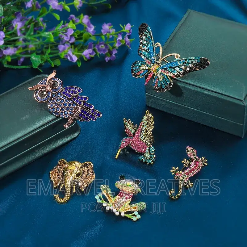 Unisex Exotic Brooch 999 for Corporate Native Wears