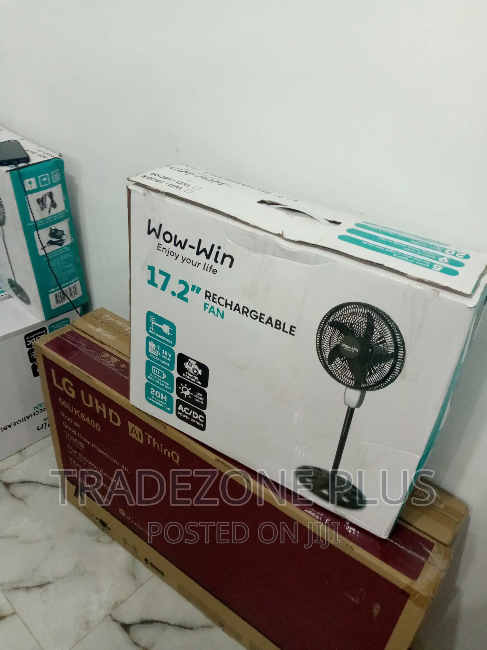Wow Win 17.2inches Rechargeable Fan