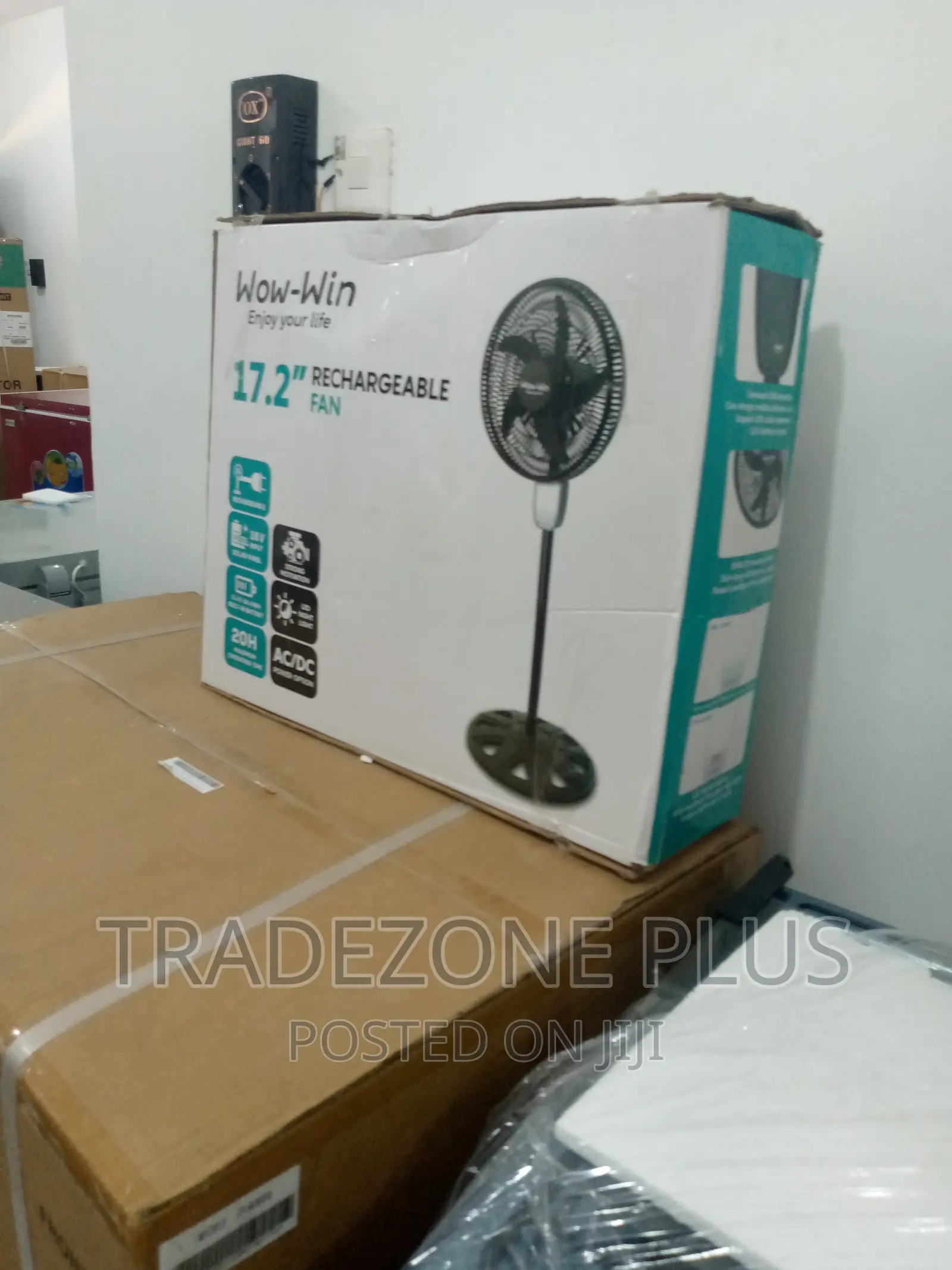 Best Selling Wow Win 17.2 Rechargeable Fan 