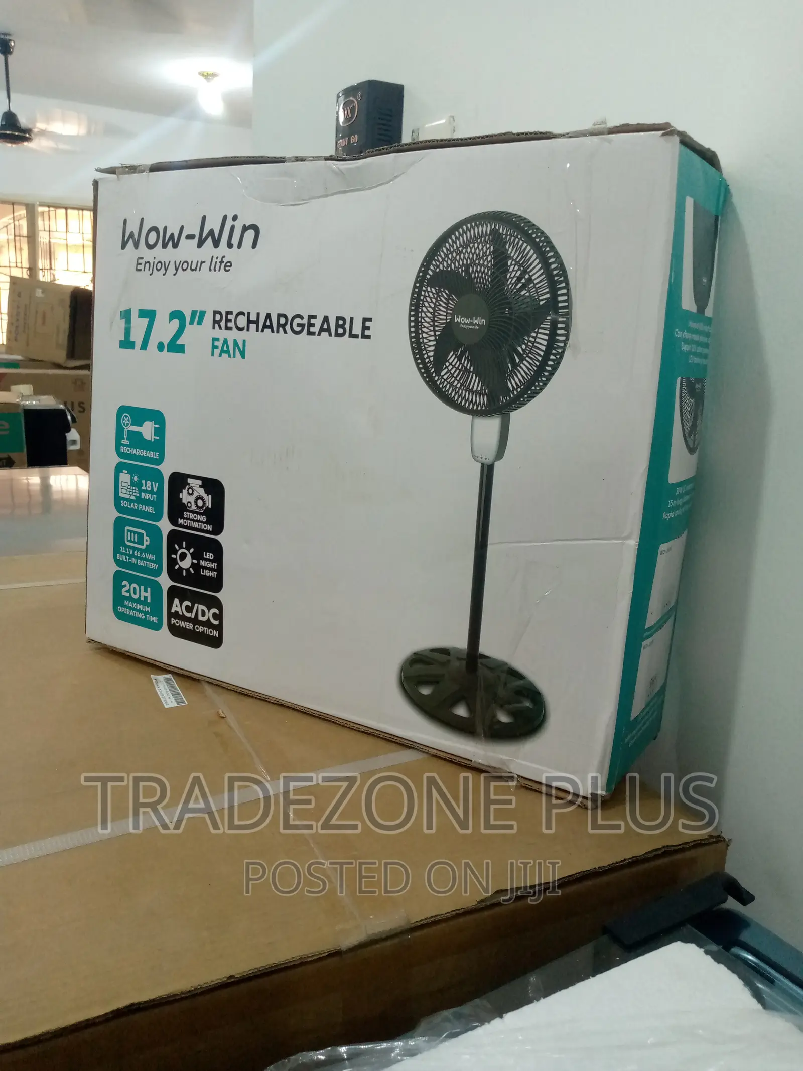 Wow-Win 17.2 Inch Rechargeable Standing Fan