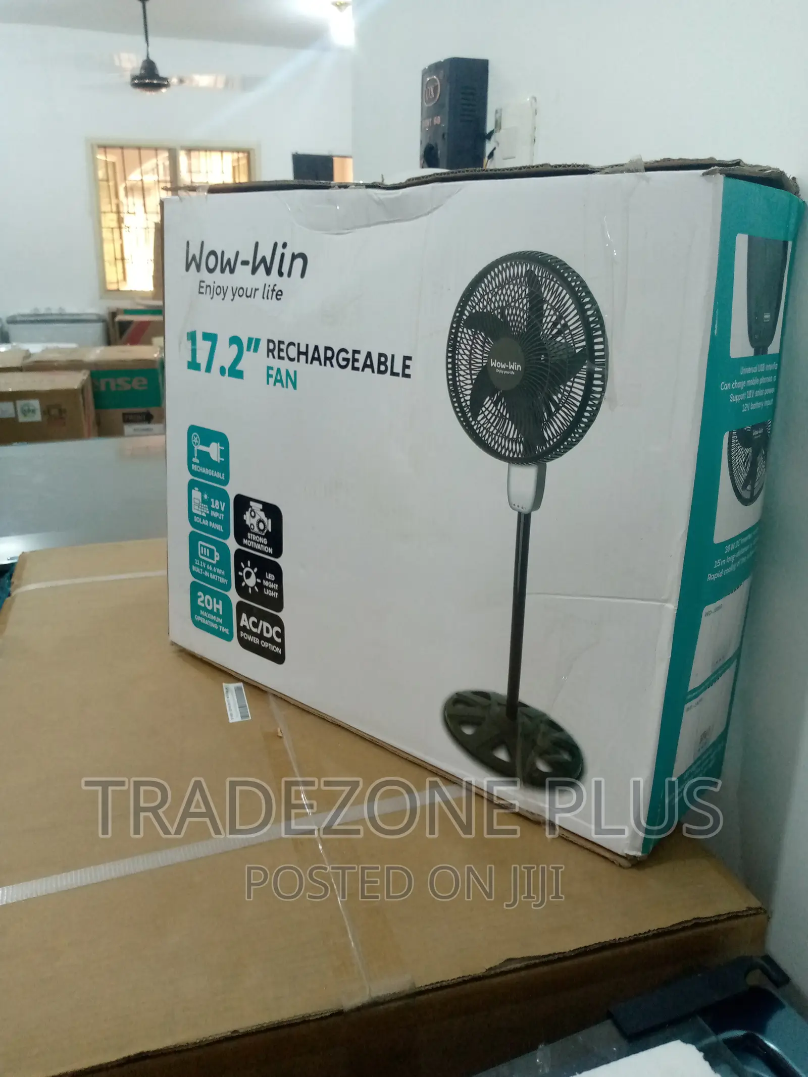Wow-Win 17.2 Inch Rechargeable Standing Fan
