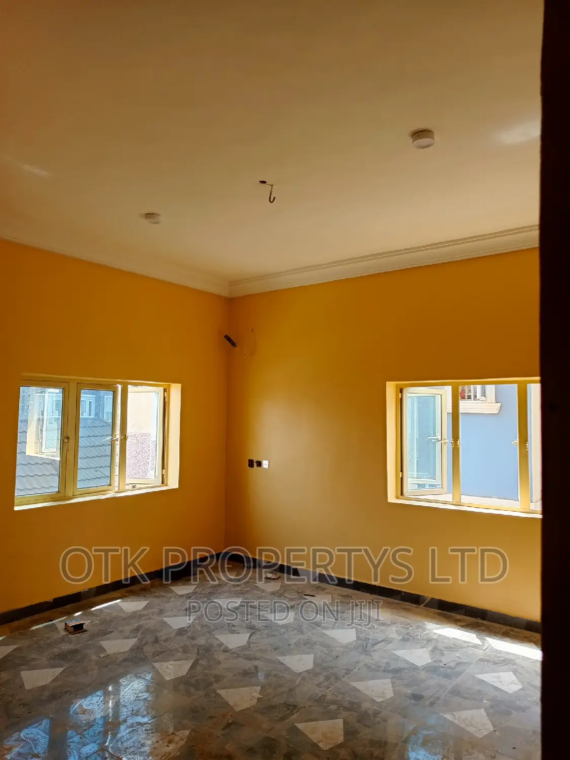 2bdrm Block of Flats in Fo1, Kubwa for rent