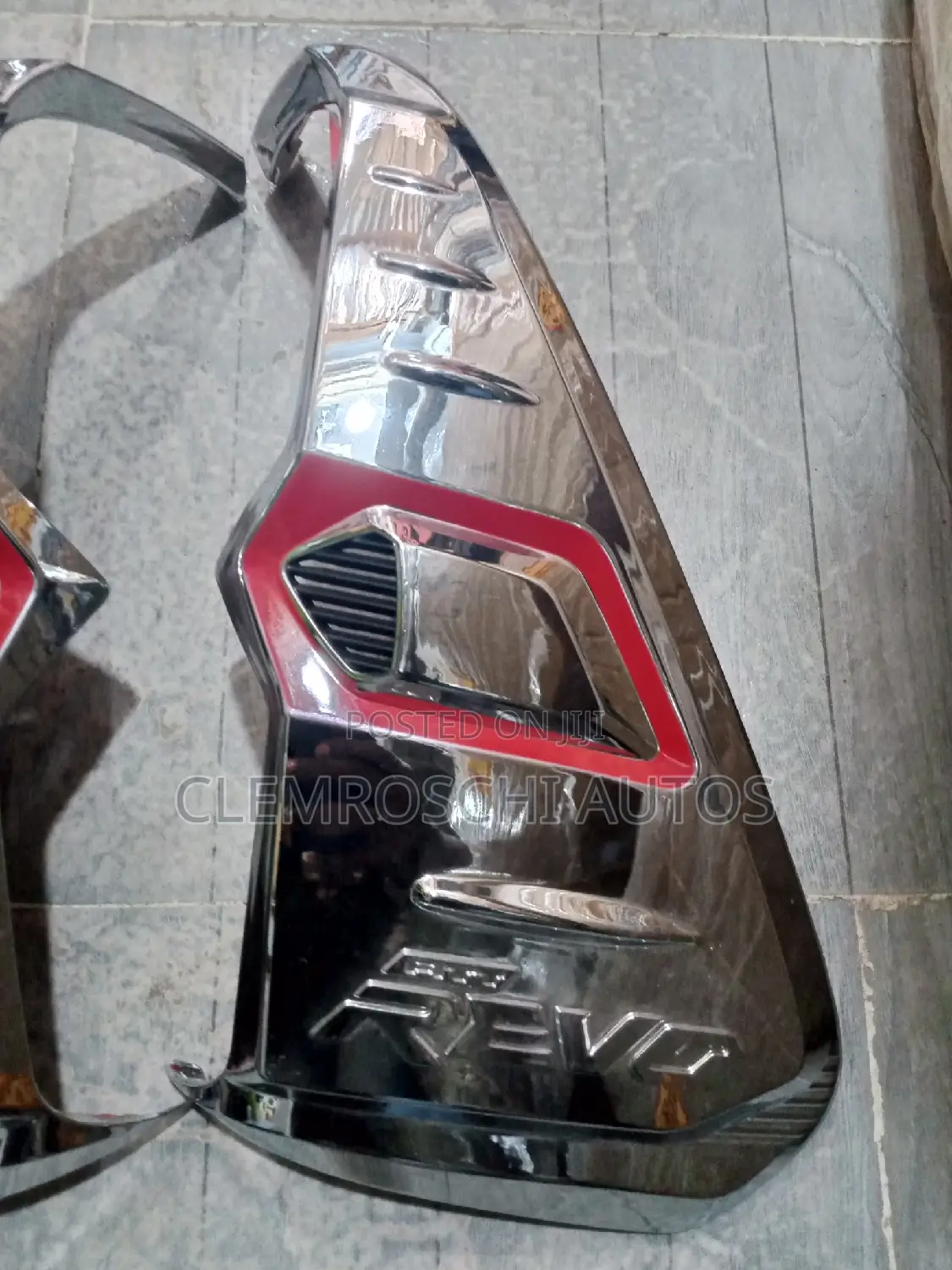 High Quality Certified Rear Light Chrome Toyota Hilux Revo