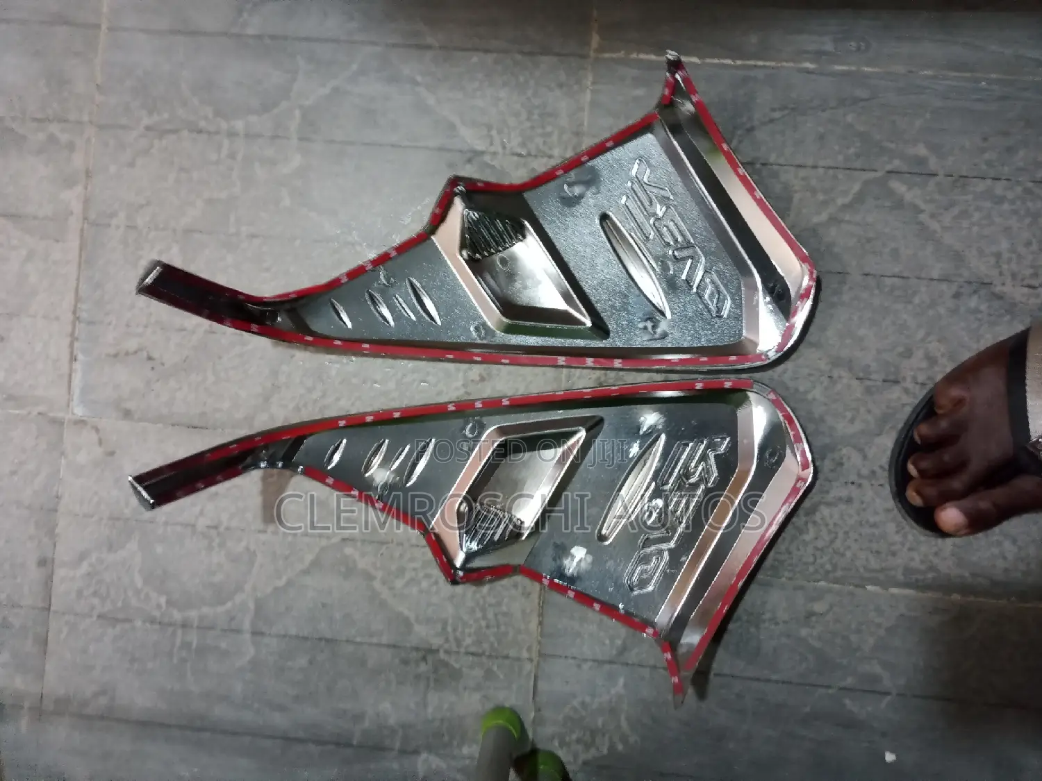 High Quality Certified Rear Light Chrome Toyota Hilux Revo