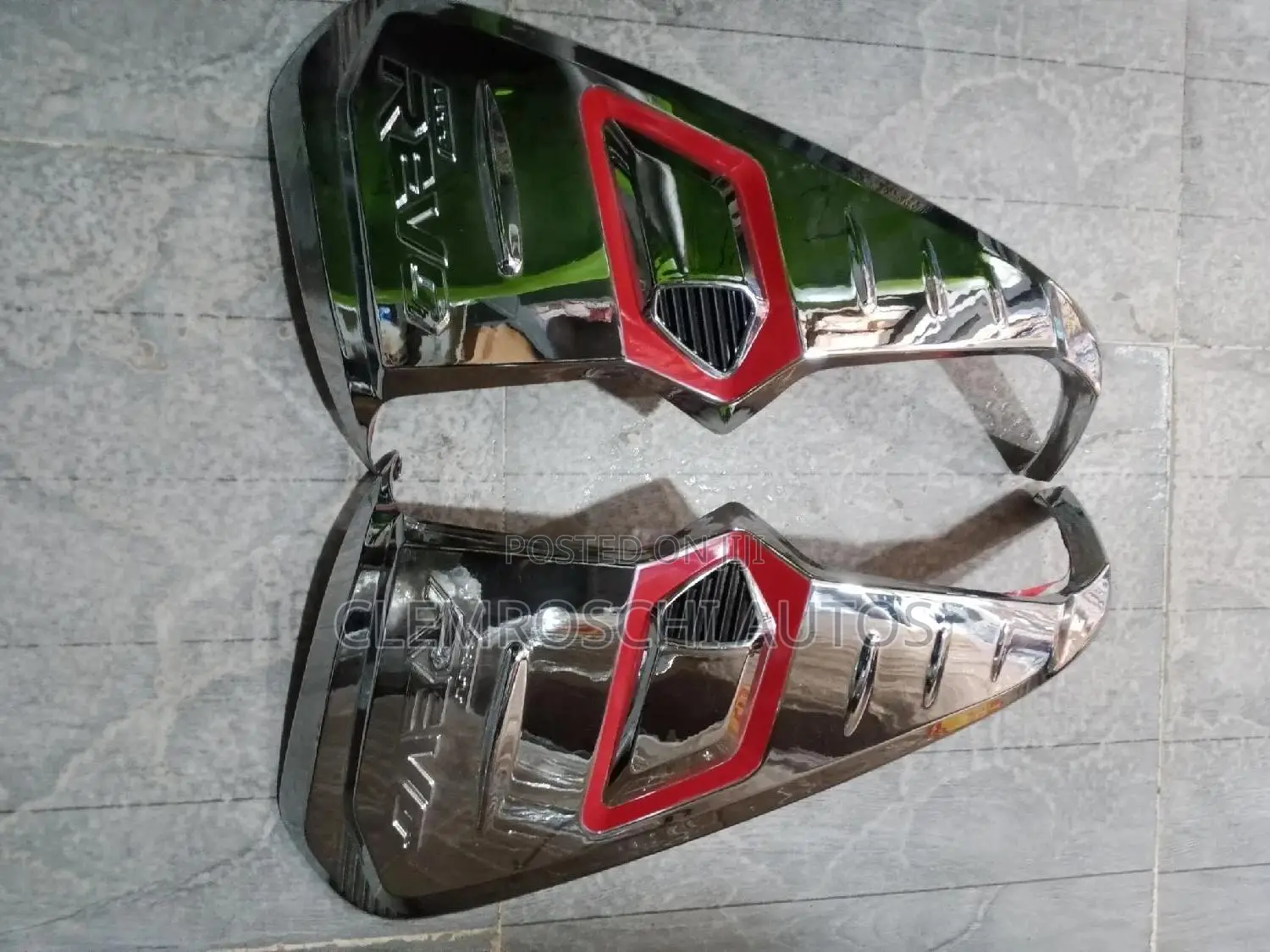 High Quality Certified Rear Light Chrome Toyota Hilux Revo