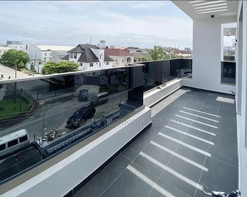Beautiful Balcony Glass Handrail’S