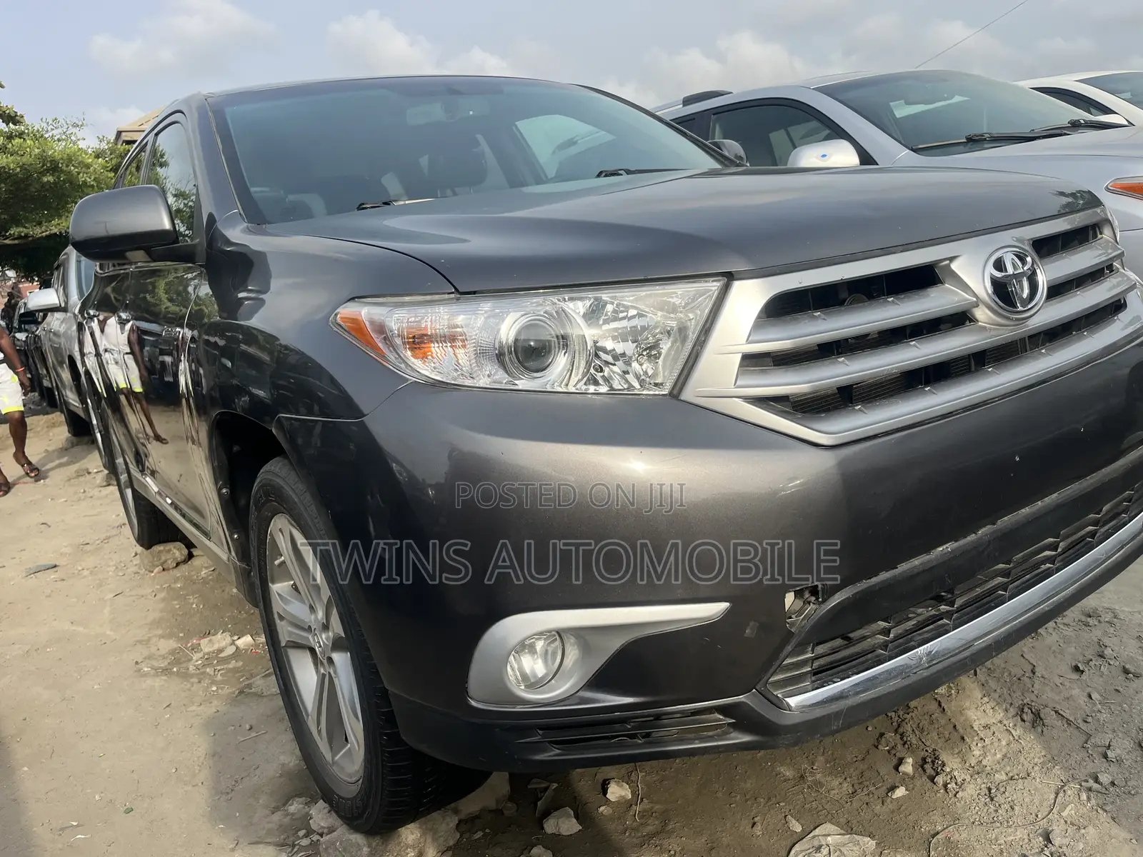 Toyota Highlander Limited 2012 Gray