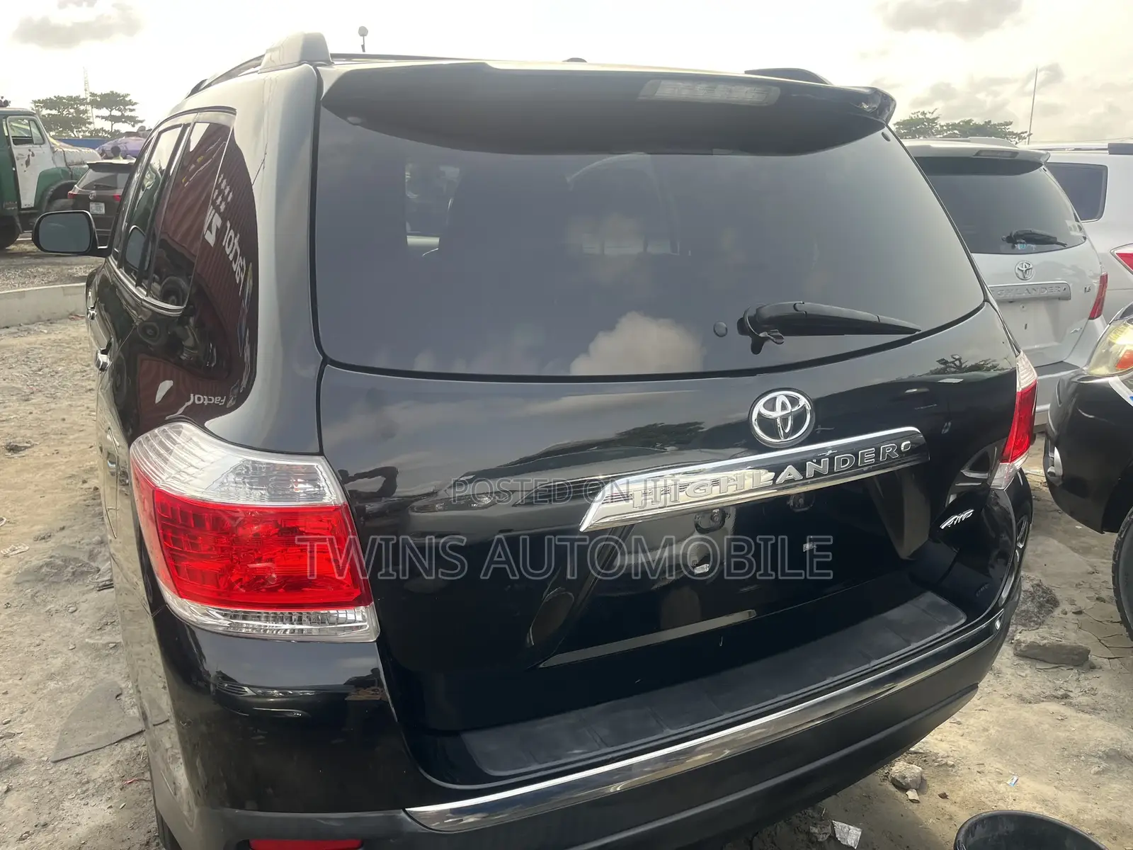 Toyota Highlander Limited 2011 Black