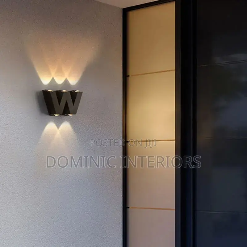 Outdoor Wall Lamp