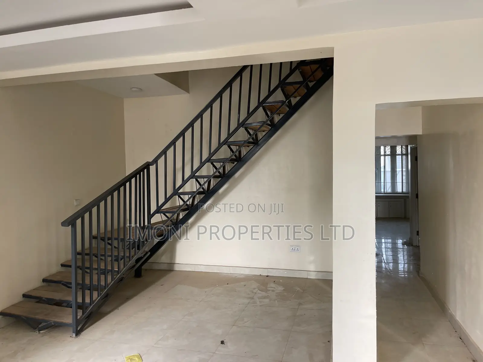4bdrm Townhouse / Terrace in Fo1, Kubwa for rent