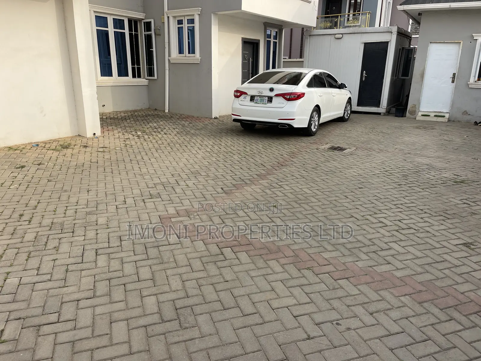4bdrm Townhouse / Terrace in Fo1, Kubwa for rent