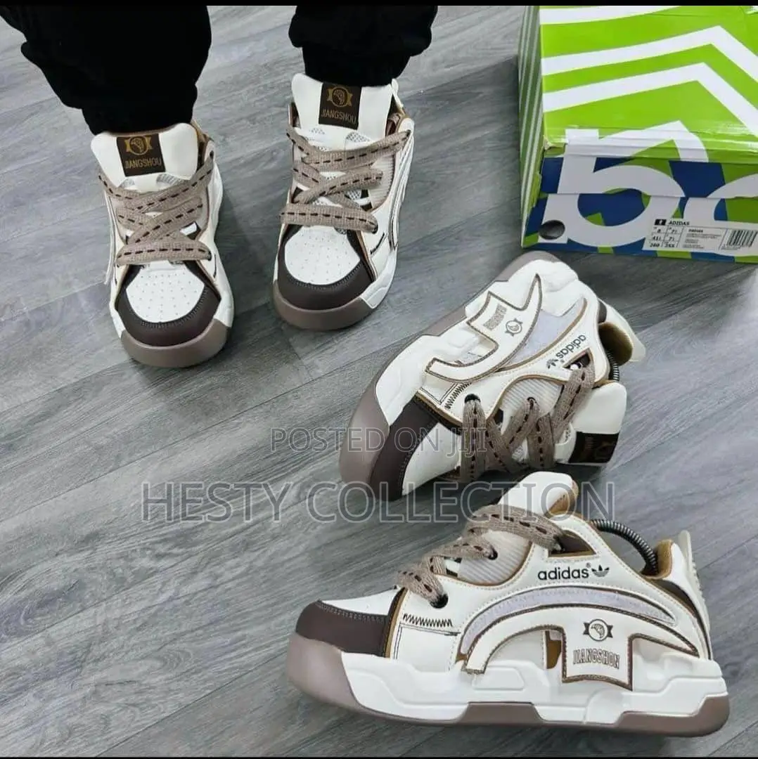 Nike Men And Women Sneakers