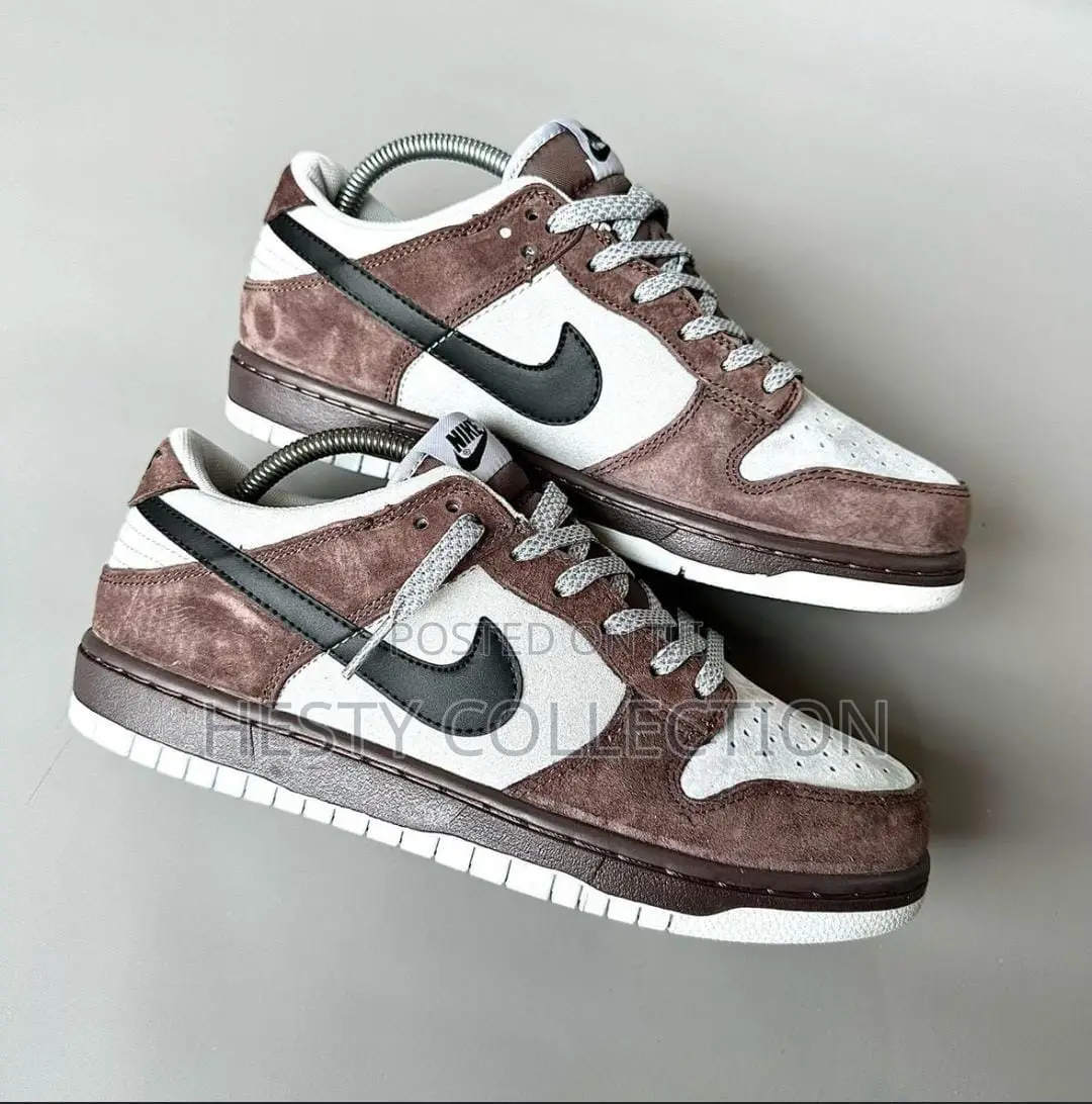 Nike Men And Women Sneakers