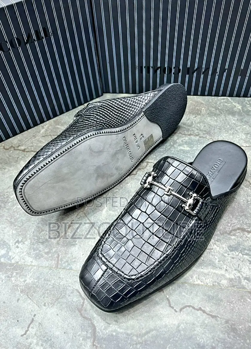 Original Italian GIOVANNI CONTI Half Shoes Available Instore