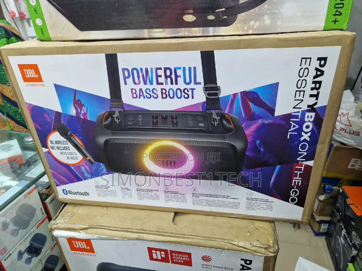 JBL Speaker Partybox on the Go.