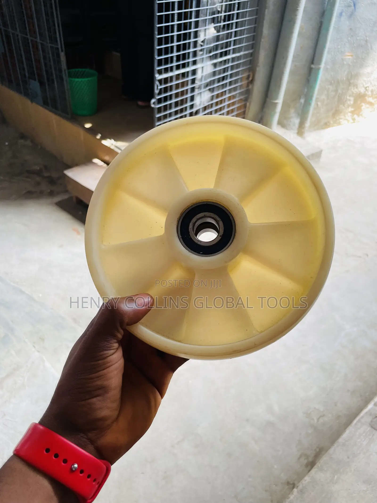Pallet Truck Tire Big