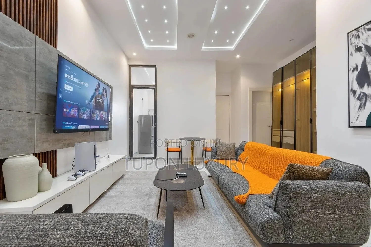 Luxury 2bdroom Apartment With Ps5