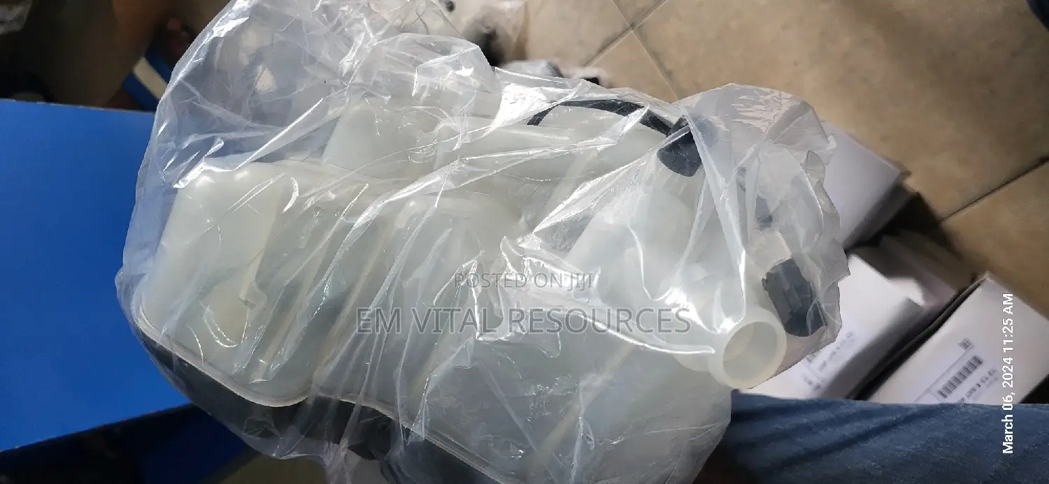 Range Rover Evoque Water Can