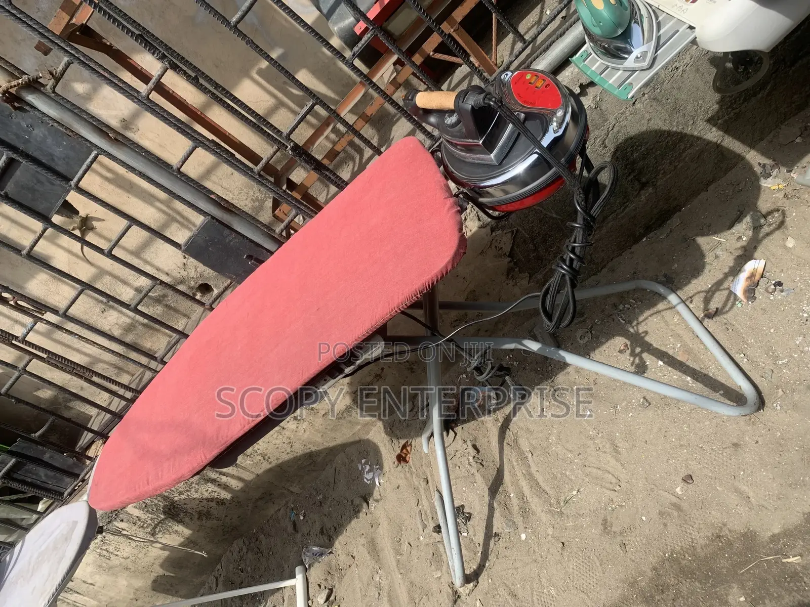 Industrial Ironing Table for Laundry With Boiler