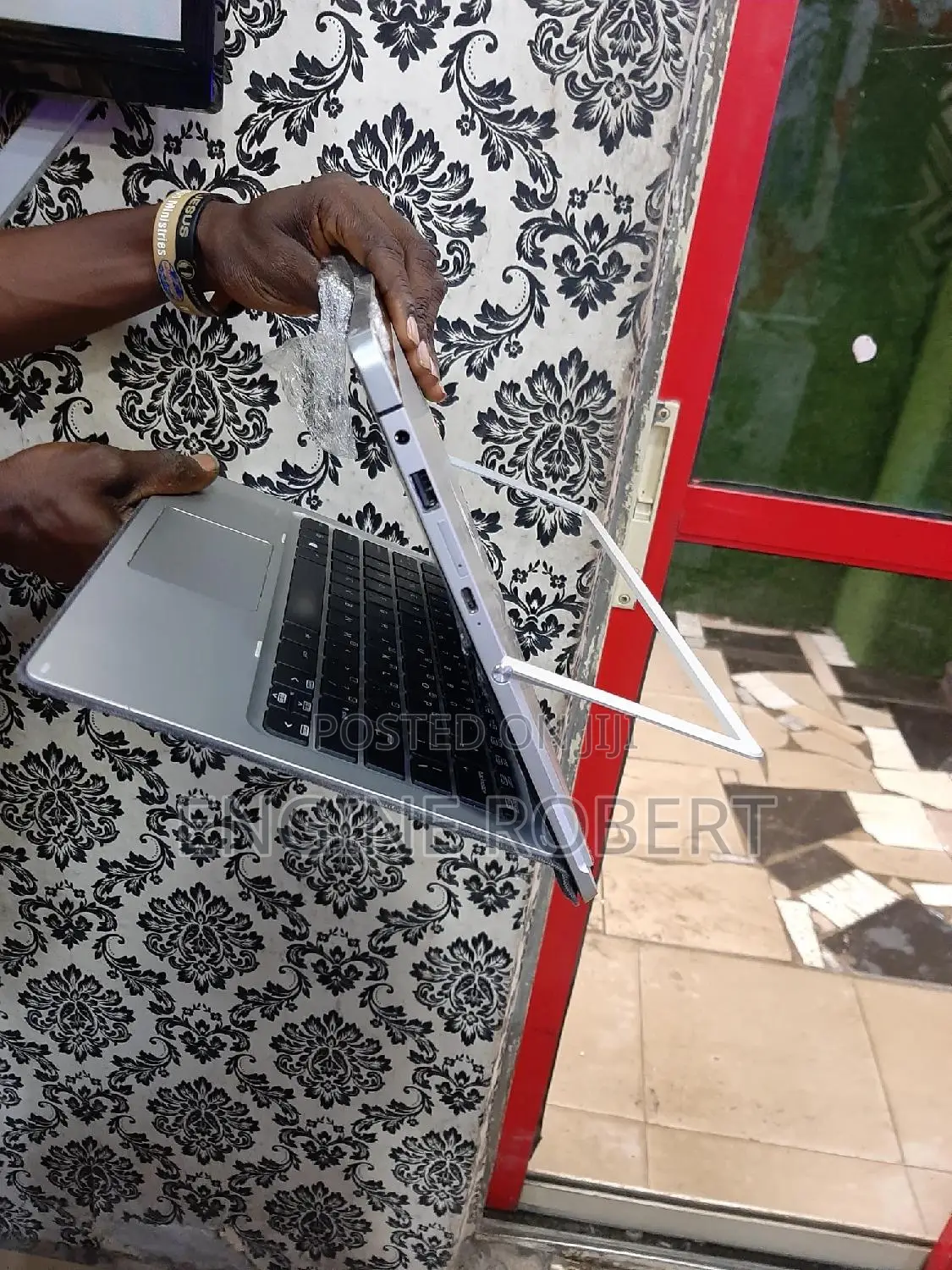 Laptop HP EliteBook X2 1012 G2 8GB Intel Core I5 SSD 256GB