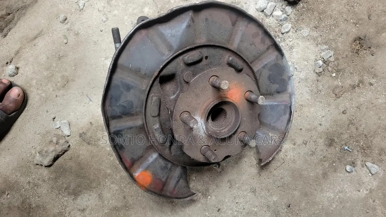 Front Hub Honda Ridgeline 2006-2014