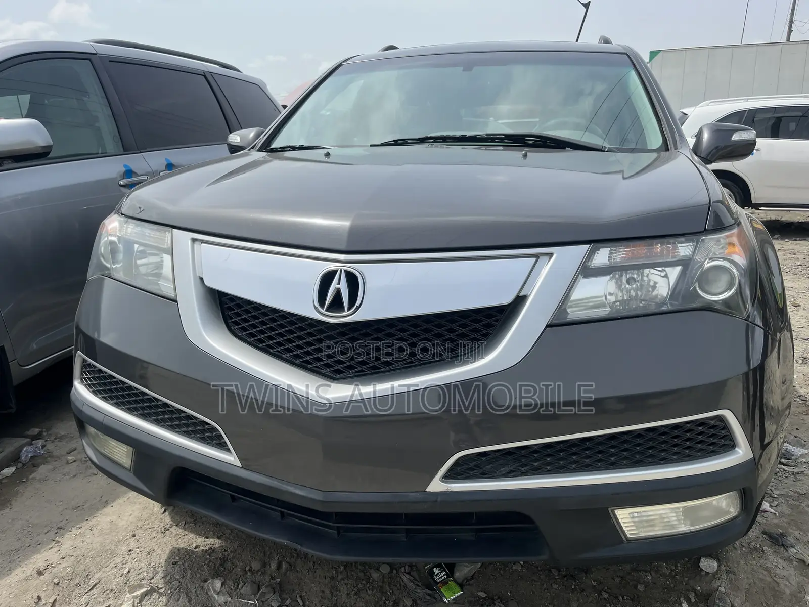 Acura MDX SUV 4dr AWD (3.7L 6cyl 6A) 2011 Gray
