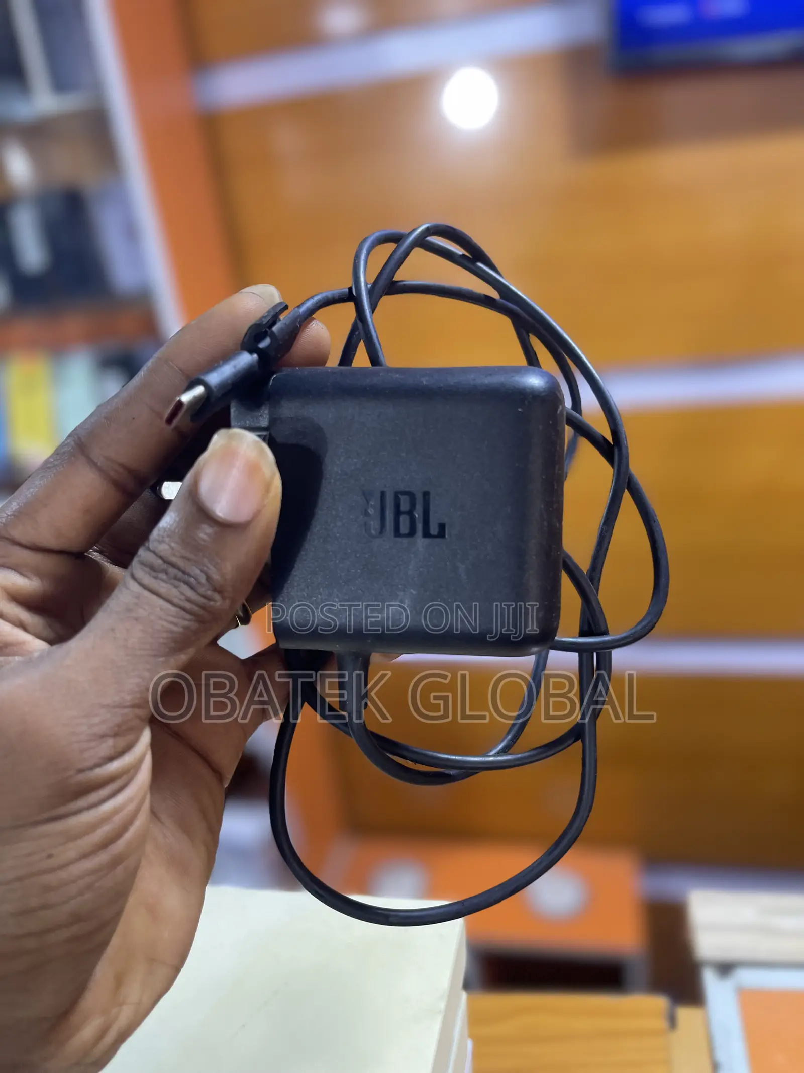 JBL Extreme 3 Charger